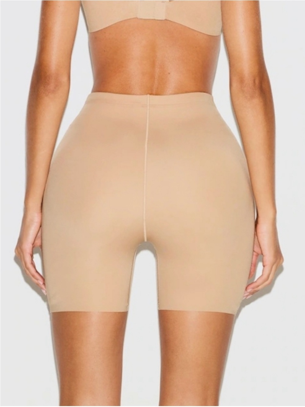 NWT SKIMS Body Butt And Hip Enhancing Mid Thigh Shorts BBL CLAY XS
